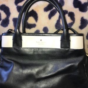 Lovely Kate Spade ♠️ handbag.